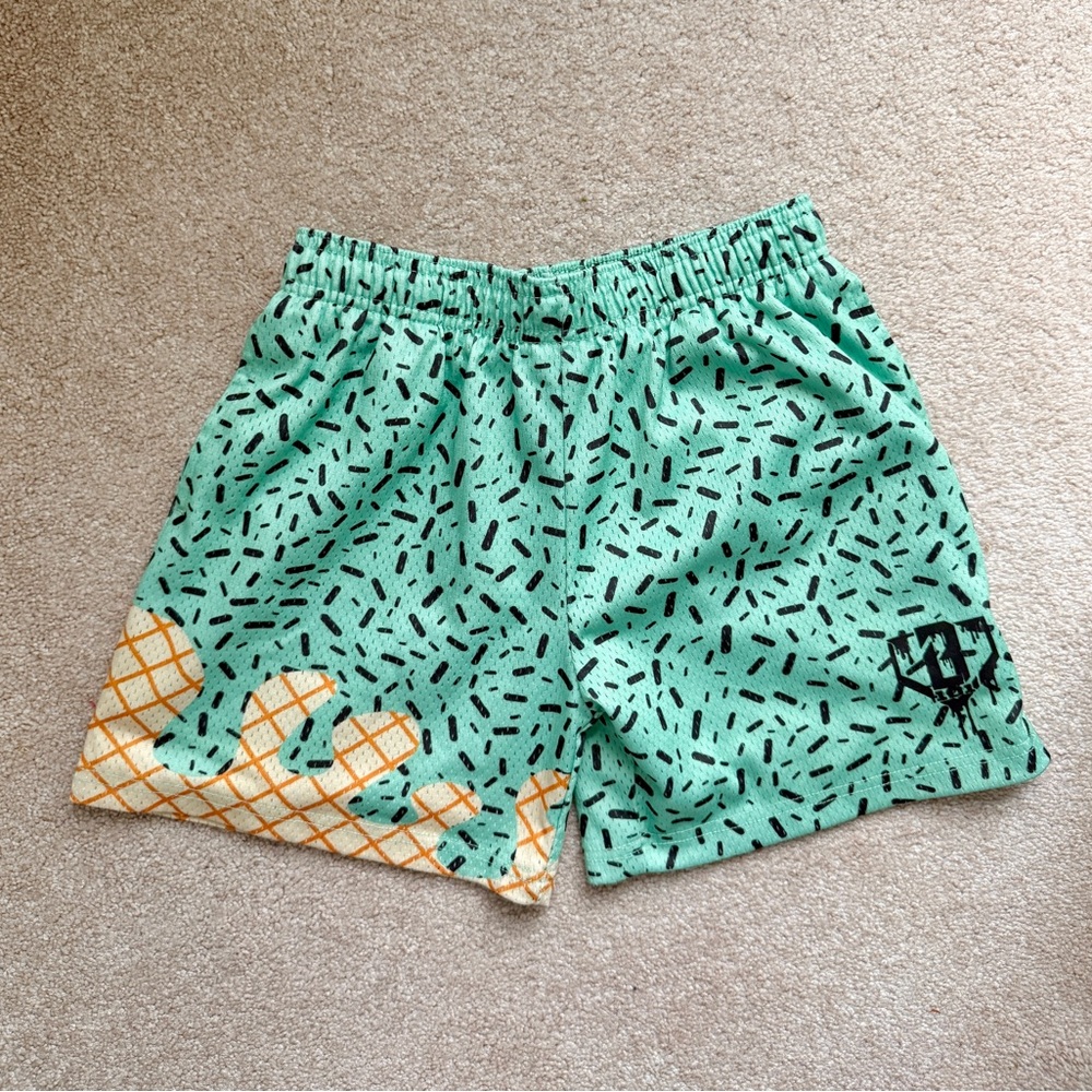 Baseball Lifestyle ice cream shorts, mint, EUC
